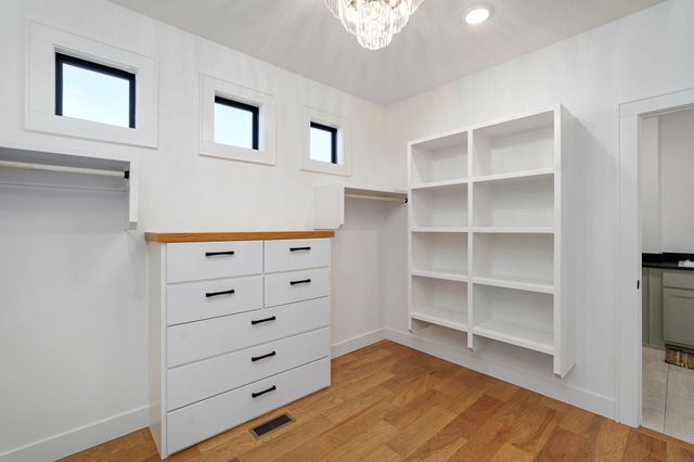 6006 S Maryland Avenue, Springfield, MO 65810