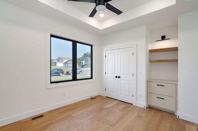 6006 S Maryland Avenue, Springfield, MO 65810