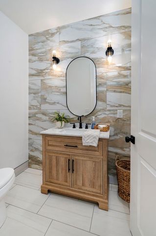 6006 S Maryland Avenue, Springfield, MO 65810