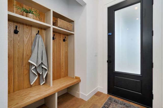 6006 S Maryland Avenue, Springfield, MO 65810