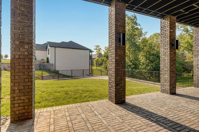 6006 S Maryland Avenue, Springfield, MO 65810