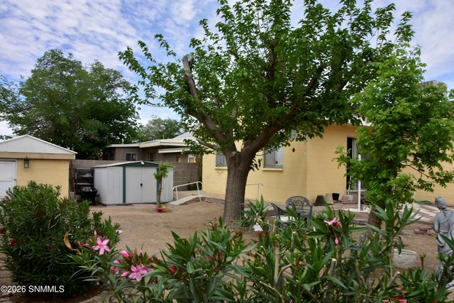 2000 E Idaho Avenue, Las Cruces, NM 88001