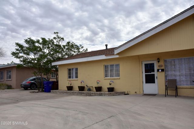 2000 E Idaho Avenue, Las Cruces, NM 88001