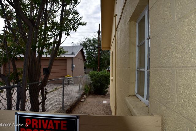 2000 E Idaho Avenue, Las Cruces, NM 88001