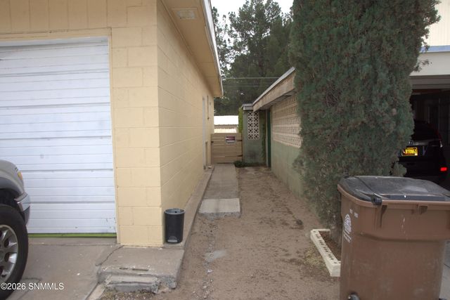 2000 E Idaho Avenue, Las Cruces, NM 88001