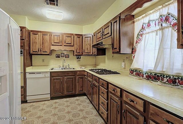 2000 E Idaho Avenue, Las Cruces, NM 88001