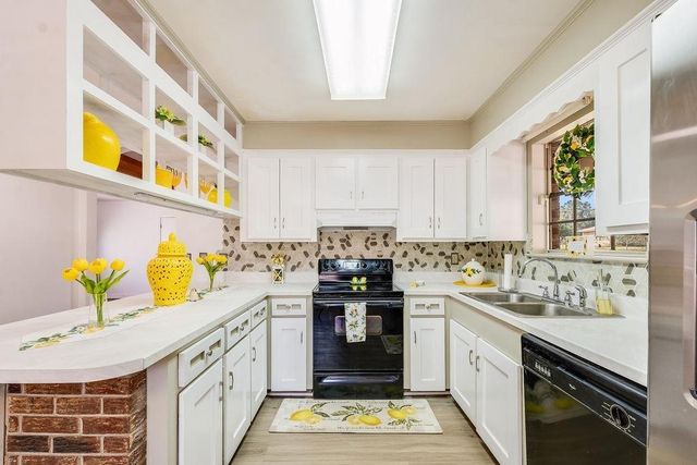 8134 Brunson Avenue, Semmes, AL 36575