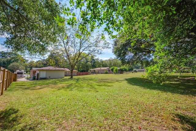 8134 Brunson Avenue, Semmes, AL 36575