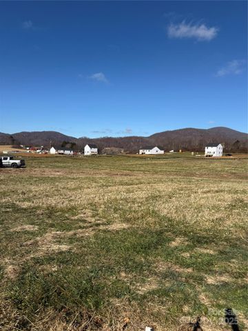 511 Laughter Road, Hendersonville, NC 28792