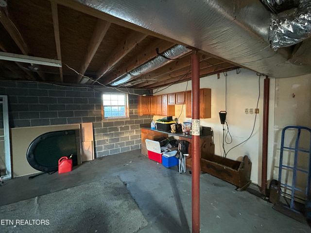 132 Ridgefield Drive, Dandridge, TN 37725