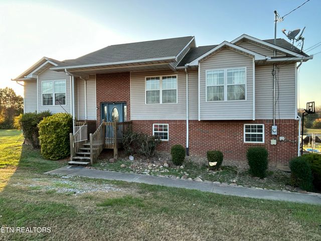 132 Ridgefield Drive, Dandridge, TN 37725