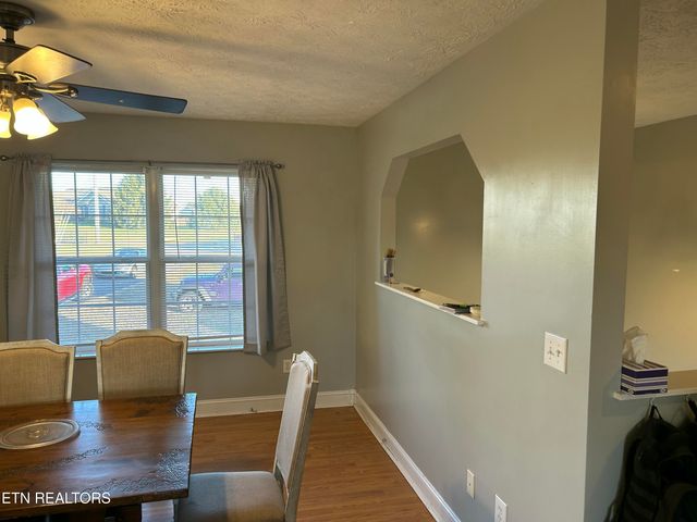 132 Ridgefield Drive, Dandridge, TN 37725