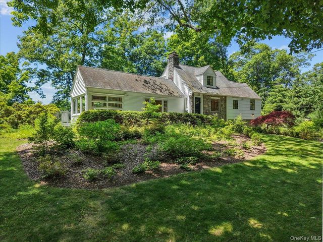 51 Laurel Drive, Mount Kisco, NY 10549