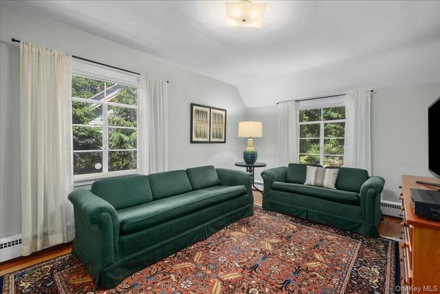 51 Laurel Drive, Mount Kisco, NY 10549
