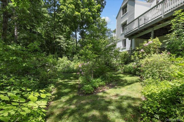 51 Laurel Drive, Mount Kisco, NY 10549