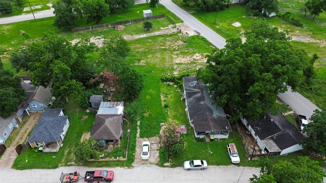 206 Clark Street, Richmond, TX 77469