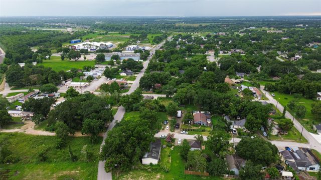 206 Clark Street, Richmond, TX 77469