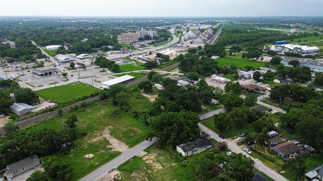 206 Clark Street, Richmond, TX 77469