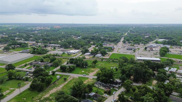 206 Clark Street, Richmond, TX 77469