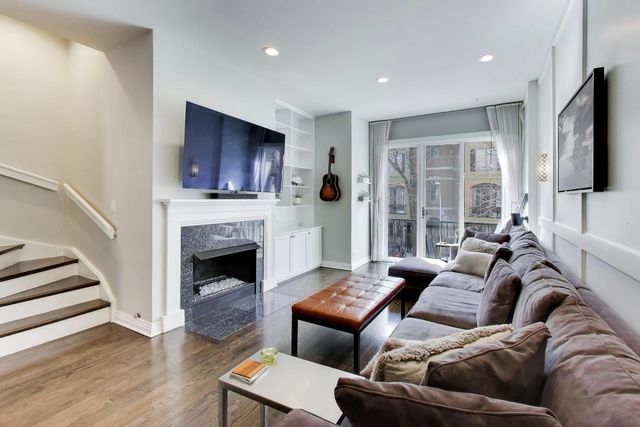 511 N PEORIA Street, Chicago, IL 60642