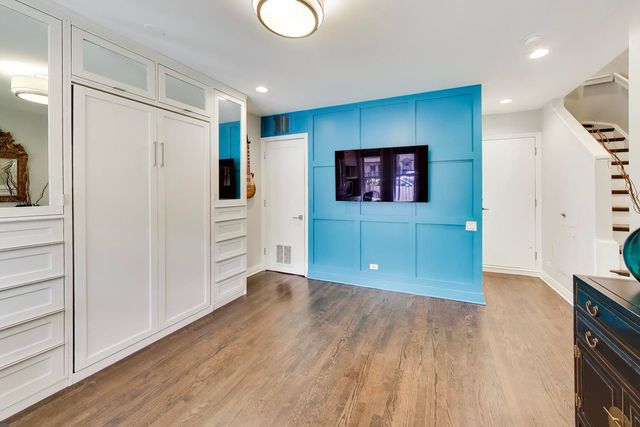 511 N PEORIA Street, Chicago, IL 60642