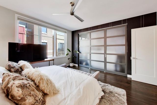 511 N PEORIA Street, Chicago, IL 60642