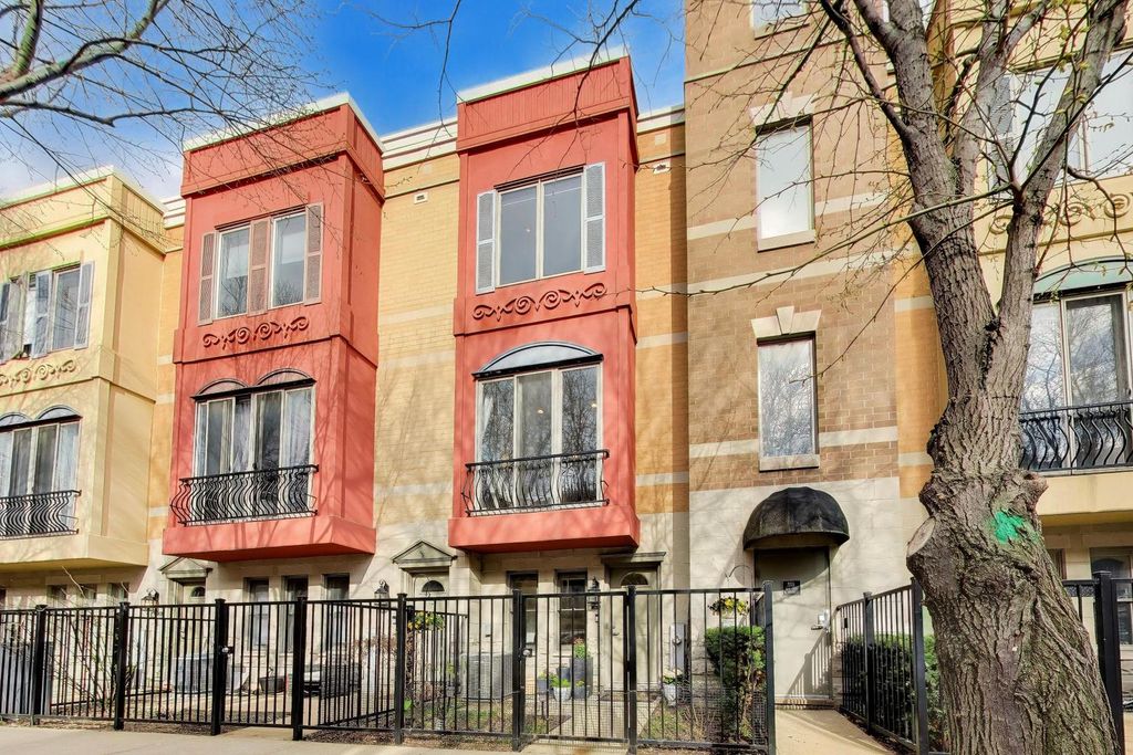 511 N PEORIA Street, Chicago, IL 60642