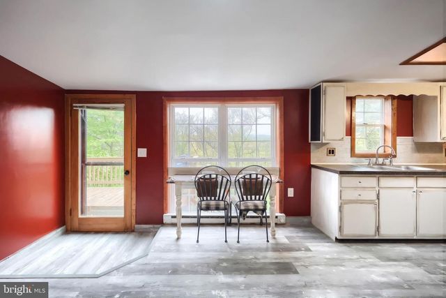 65 PINE CREEK LN, York, PA 17404