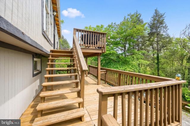65 PINE CREEK LN, York, PA 17404