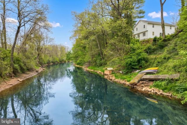65 PINE CREEK LN, York, PA 17404