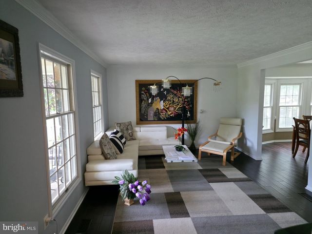 12501 CROSS COUNTRY LN, Reston, VA 20191