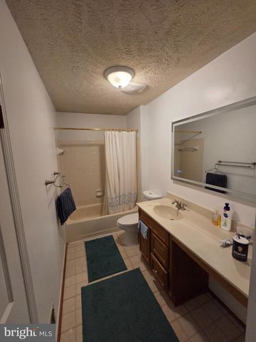 12501 CROSS COUNTRY LN, Reston, VA 20191