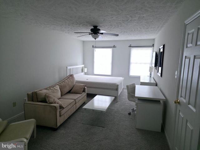 12501 CROSS COUNTRY LN, Reston, VA 20191