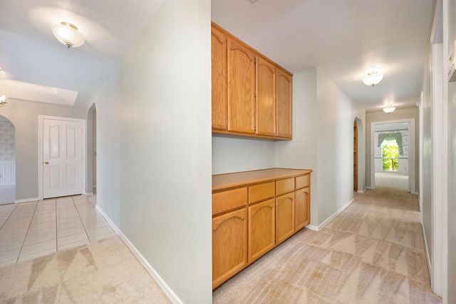 116 Raeanne Ln, Folsom, CA 95630