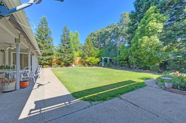 116 Raeanne Ln, Folsom, CA 95630