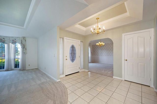 116 Raeanne Ln, Folsom, CA 95630