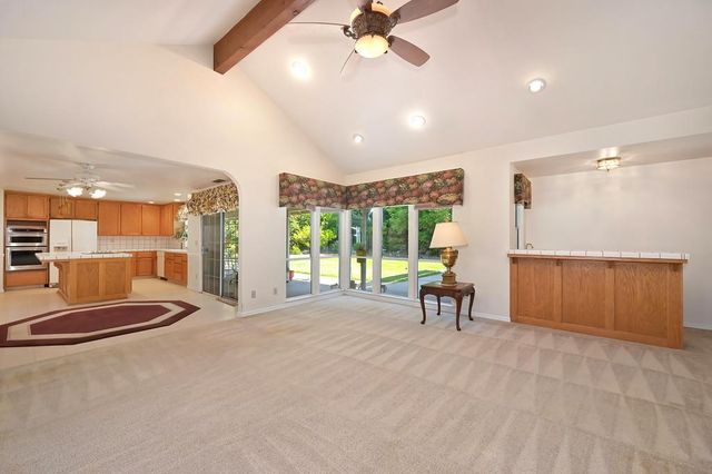 116 Raeanne Ln, Folsom, CA 95630