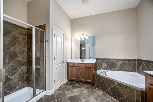 528 Twinrose Way, Alpharetta, GA 30004
