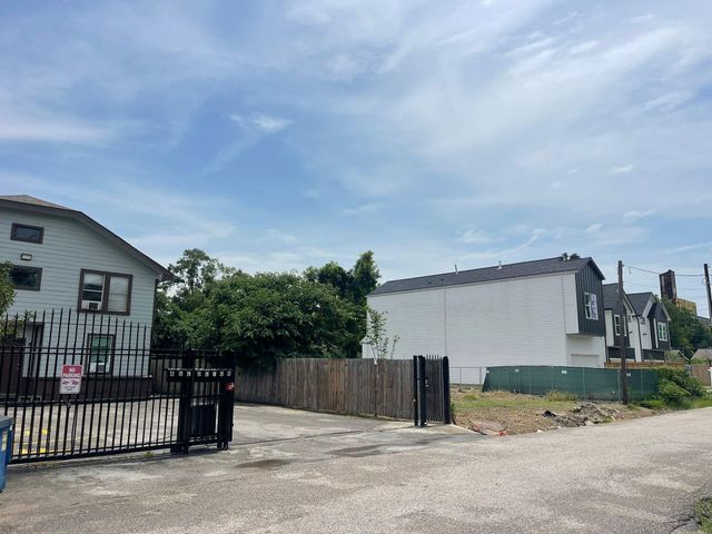 4718 Gunter Street, Houston, TX 77020