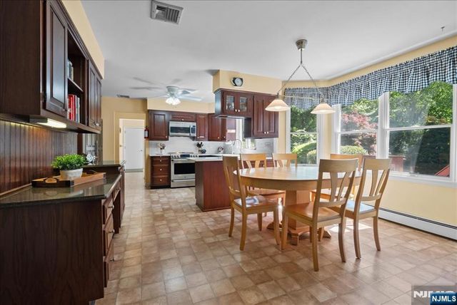 74 Van Blarcom Lane, Wyckoff, NJ 07481