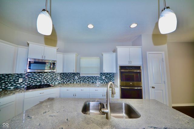 5745 Sly Fox Lane, Indianapolis, IN 46237