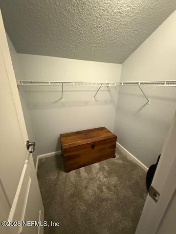 4079 SHERMAN HILLS Parkway W, Jacksonville, FL 32210