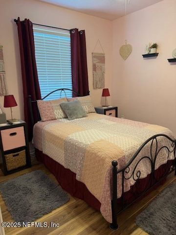 4079 SHERMAN HILLS Parkway W, Jacksonville, FL 32210