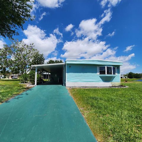 17 Rio Verde Way, Port St. Lucie, FL 34952