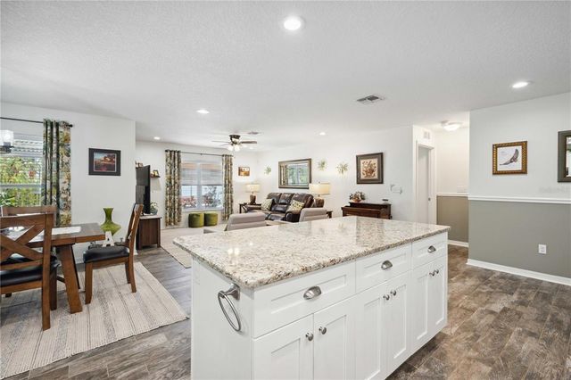 37673 DIXIE AVENUE, Dade City, FL 33525