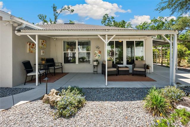 37673 DIXIE AVENUE, Dade City, FL 33525