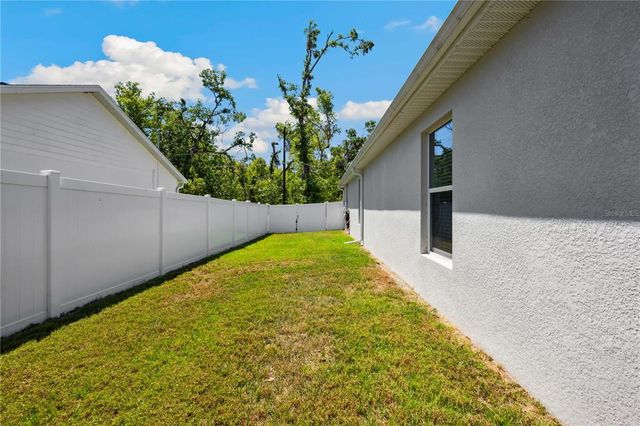 37673 DIXIE AVENUE, Dade City, FL 33525