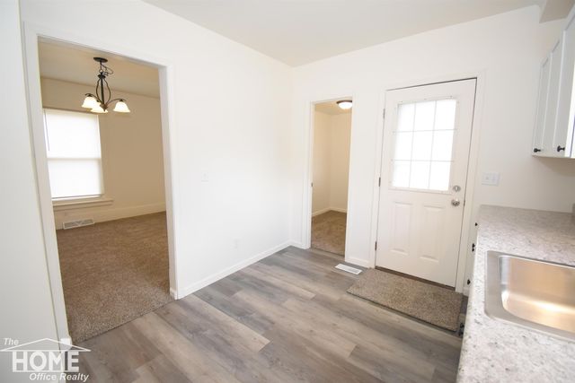 321 E Stewart Street, Owosso, MI 48867