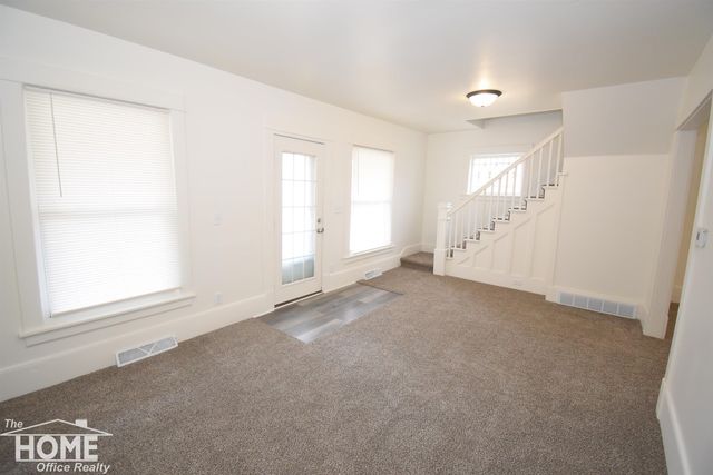 321 E Stewart Street, Owosso, MI 48867