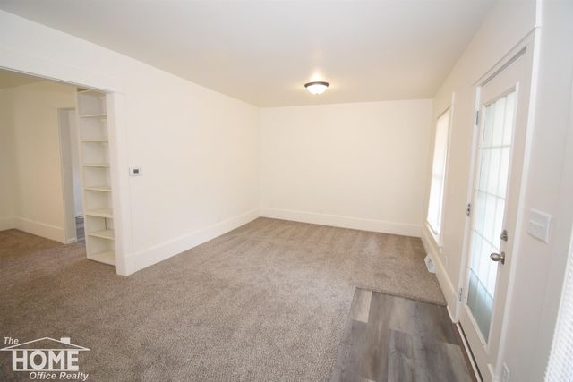 321 E Stewart Street, Owosso, MI 48867